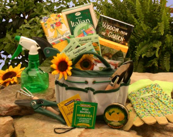 Gardening Gifts (size: 16x12x8 in)